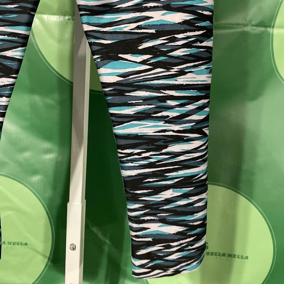 UNDER ARMOUR Women's compression HEATGEAR leggings in MULTI ABSTRACT sz S - VGUC - Picture 11 of 14